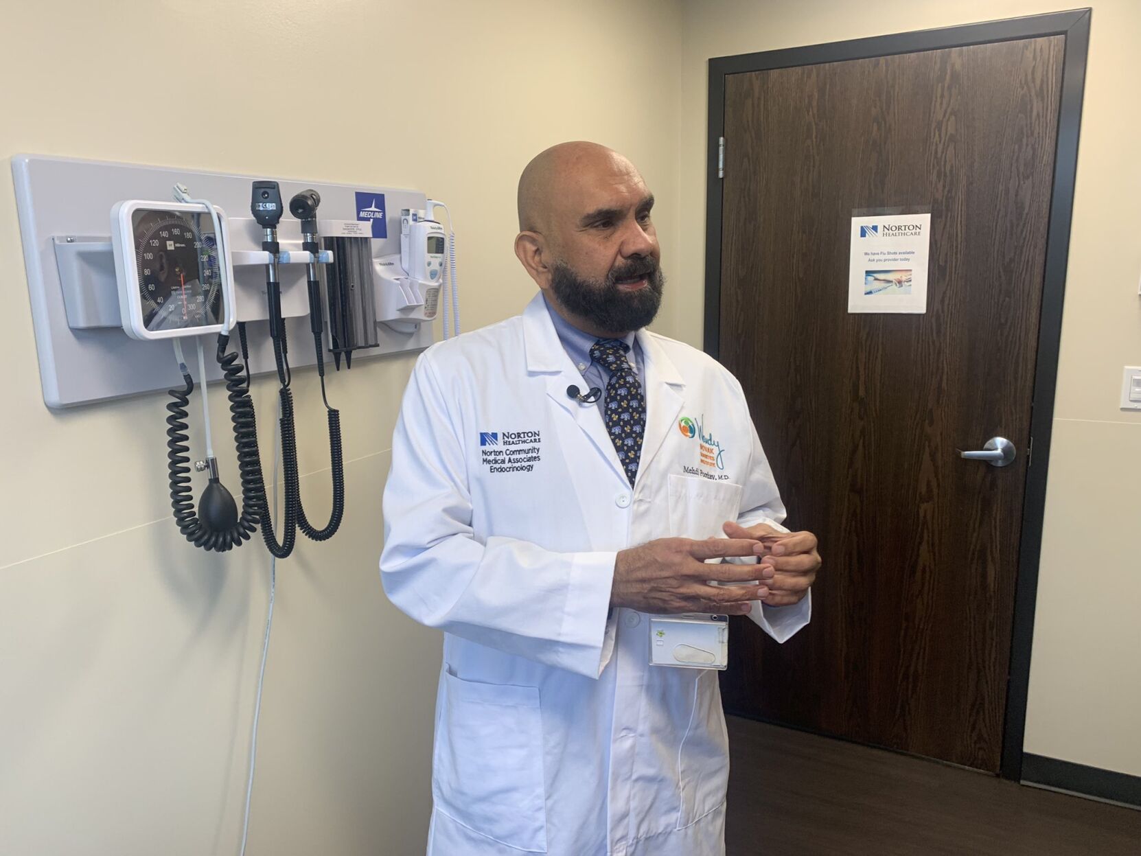 Dr. Poorkay.jfif